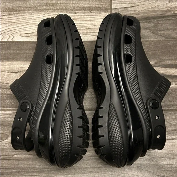 Crocs™ Bae Clog - Picture 6 of 14